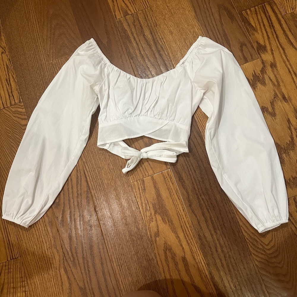 Altar'd State Vacation Fall White Long Sleeve Tie Back Cropped Top Women Size S